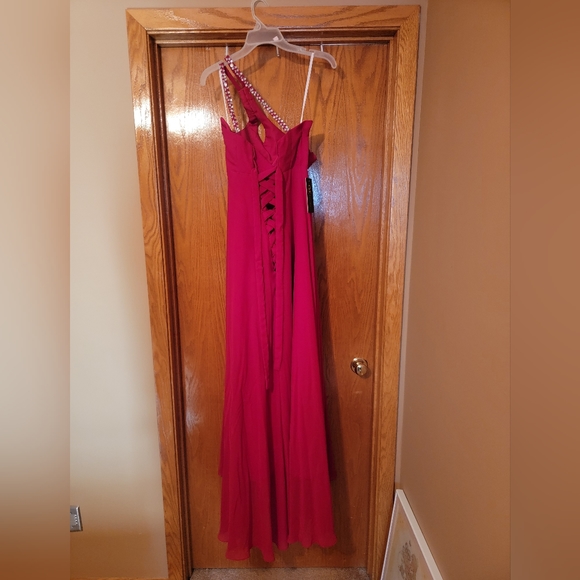 Prom Dress - Picture 4 of 4